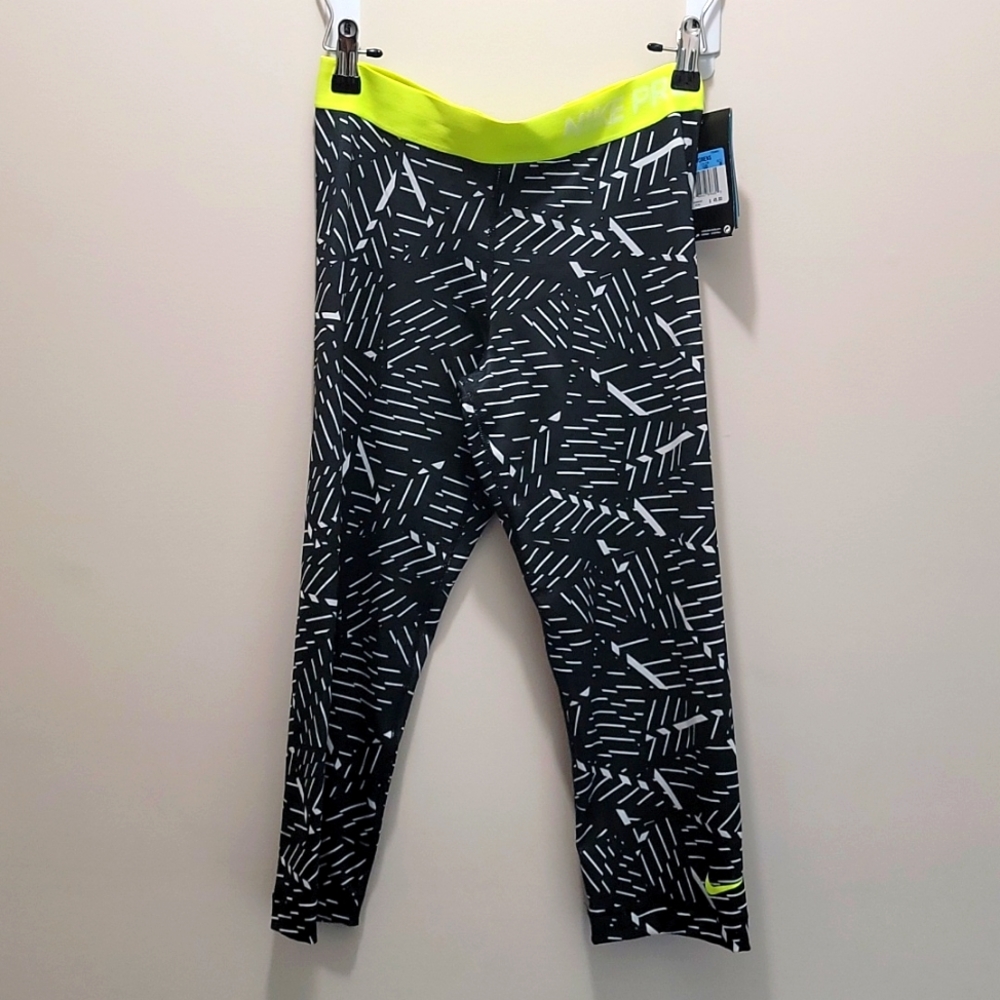 Nike Pro Cropped Training Leggings